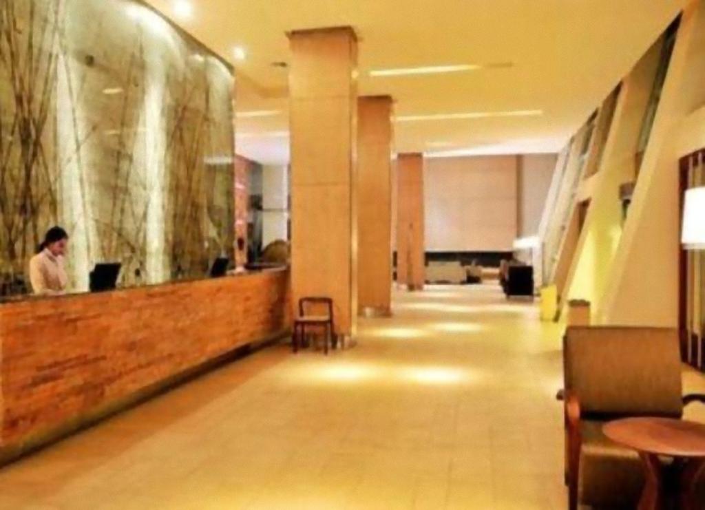 Hotel Dreams Valdivia İç mekan fotoğraf The lobby of the hotel