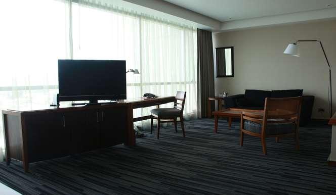 Hotel Dreams Valdivia Oda fotoğraf A room at the hotel