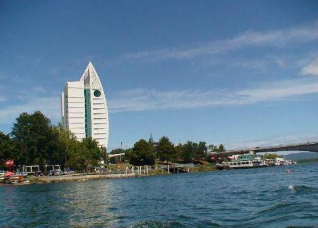Hotel Dreams Valdivia Dış mekan fotoğraf The Lake Washington Marriott